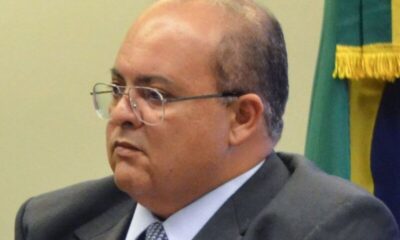 Alexandre de Moraes arquiva inquérito contra governador do Distrito Federal