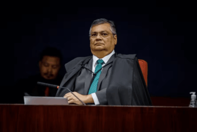 Flávio Dino suspende processo de escolha de conselheiro do TCE