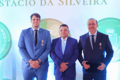 Orleans Brandão recebe Medalha ‘Simão Estácio da Silveira’…