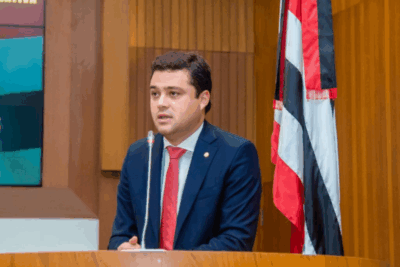 Deputado Leandro Bello é acusado de misoginia em ataque a prefeita no MA