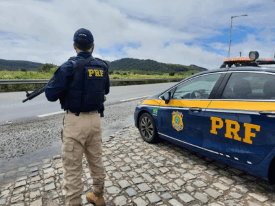 Apreensões de fuzis pela PRF aumentam 113% no Brasil