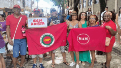 Manifestação contra anistia a acusado do 8/1 reúne menos de 10 pessoas
