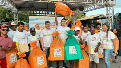 Pescadores do Arraial recebem kits em encerramento do 17º Festival do Camarão e Siri…