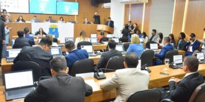 Vereadores derrubam veto e primeira CNH será gratuita