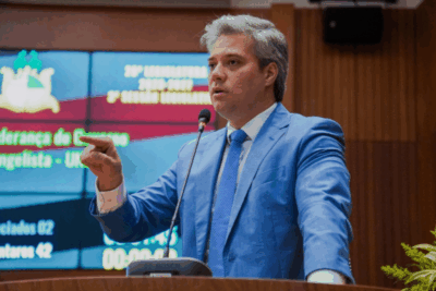 Evangelista critica hipocrisia em debate sobre indicação de Brandão: ‘Se deputado pode indicar familiar, por que o governador não?’