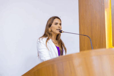 Thay Evangelista é empossada Procuradora da Mulher da Câmara de…