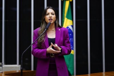 Amanda Gentil também defende eleição de Iracema Vale