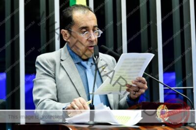 Senador Jorge Kajuru pede aplauso a jovem conselheiro do Unicef com síndrome do Down
