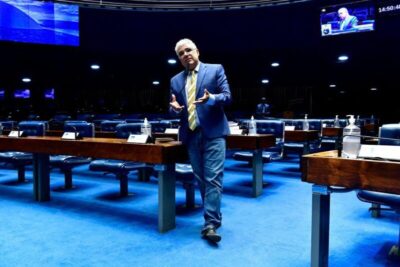 Plenário debate na segunda vacina obrigatória contra covid em crianças