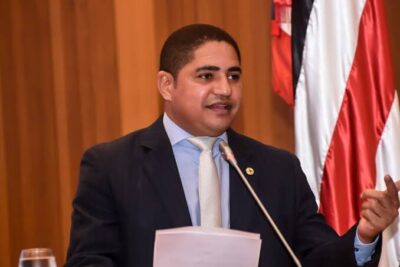 Projeto de Zé Inácio prioriza trabalhadores da Educação na vacinação da COVID-19