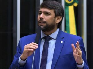 Pedro Lucas Fernandes reforça compromisso municipalista em 2025