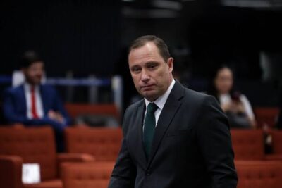 No STF, Mauro Cid confirma que Bolsonaro leu minuta de suposto ‘golpe de estado’