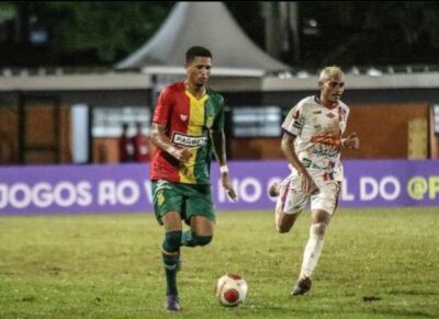 Sampaio abre dois gols, mas cede empate na estreia da Copinha