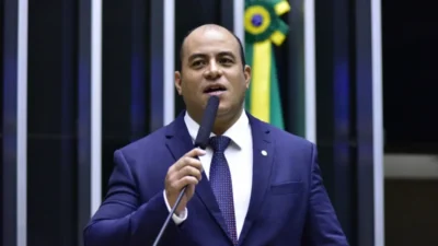 Ex-deputado maranhense fura limite da cota parlamentar e é cobrado pela Câmara