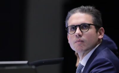 Peitou e derrotou!!! Câmara derrota governo Lula e aprova urgência de proposta que susta decreto do IOF