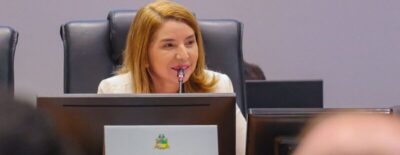 Iracema reage a ação no STF: “Estão incomodados por ser mulher, do interior e sem sobrenome político”
