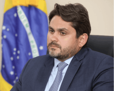 Juscelino Filho entrega cargo após denúncia da PGR, Pedro Lucas Fernandes é cotado