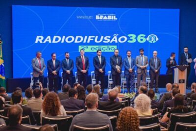 Ministro Juscelino Filho leva rádio comunitária à população de Campestre do Maranhão