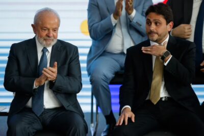 Juscelino Filho pode ser substituído por Marcos Pereira nas Comunicações