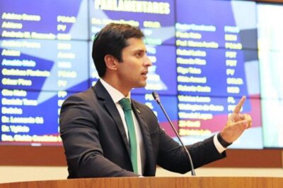 Justiça Eleitoral do Maranhão determina imediata retirada de outdoors do deputado Duarte Jr em avenidas de São Luís