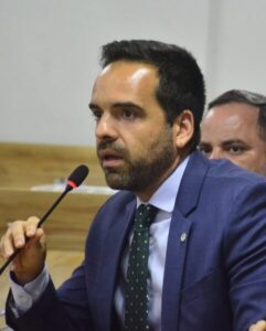 Braide anuncia novo titular da SMTT em meio a crise no transporte público