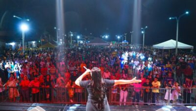 Deus é Pai! Louvores e adoração marcam o primeiro dia de celebração pelos 29 anos de Raposa