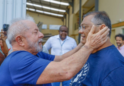 Lula sai em defesa de Flávio Dino no caso da “Dama do Tráfico”…