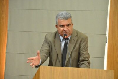 Marcial Lima presta homenagem a Djalma Rodrigues e faz reivindicações pelo transporte no período junino