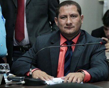 O ‘X’ DA QUESTÃO: Vereador Marquinhos ganha força com apoio do Palácio dos Leões e pode entrar na disputa pelo comando da Câmara de São Luís