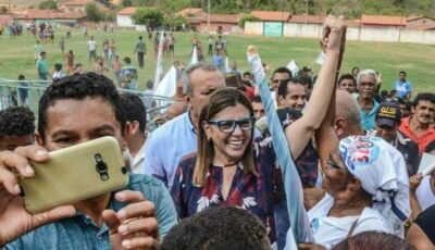 Mesmo sem o apoio da maioria esmagadora de prefeitos e deputados, Roseana Sarney lidera em pesquisa rumo ao governo