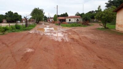 Moradores do Povoado Santa Maria em Jenipapo dos Vieiras reclamam da situação precária das ruas