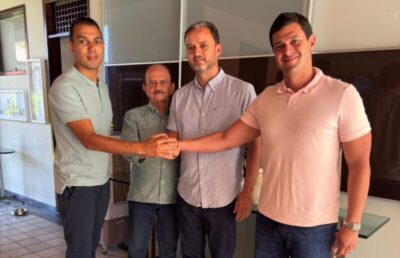 Juntos e Misturados: imagem mostra união do grupo político de Dr. Julinho…