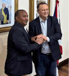 Prefeito Nivaldo Araújo se reúne com governador Carlos Brandão no Palácio dos Leões