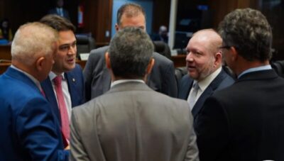 Oposição encurrala governo e silencia base, criticada pelo chefe da Casa Civil…