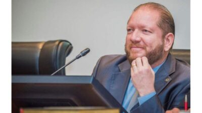 Othelino Neto se prepara para mais uma derrota nesta quarta-feira (14), na Alema!