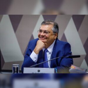 CAÇA ÀS BRUXAS? DINO SUSPENDE PAGAMENTO DE EMENDAS E DETERMINA INVESTIGAÇÃO DA PF