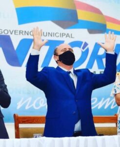 Vitória do Mearim: Prefeito Nato antecipa salário dos servidores e paga reajuste para professores