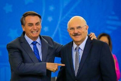 Apesar de pressão, aliados veem, por ora, apoio de Bolsonaro a Milton Ribeiro