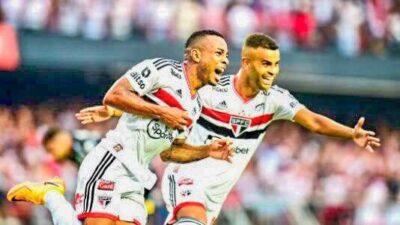 Paulistão: São Paulo vence o Corinthians e fará a final contra o Palmeiras