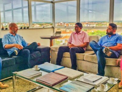 Peritoró: Dr. Júnior e equipe de professores da cidade realizam intercâmbio técnico com Prefeitura de Sobral-CE