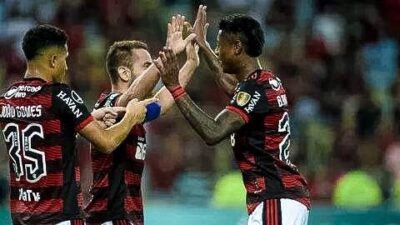 Libertadores: Everton Ribeiro faz dois, Gabigol também marca, e Flamengo vence o Talleres no Maracanã