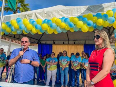 Hildo Rocha: Deputado Federal participa de dia festivo no aniversário de Santa Quitéria