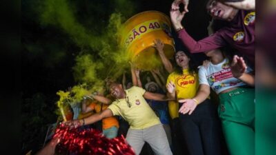 Prefeito Nivaldo Araújo realiza maior comício de 2024 reunindo milhares de apoiadores no povoado Arenhengaua
