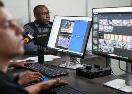 Com apoio de câmeras com reconhecimento facial, polícia prende líder de quadrilha de furtos de celular em grandes eventos do estado