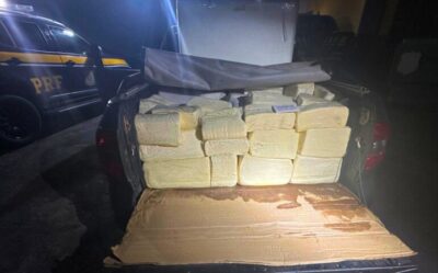 PRF apreende 560 kg de alimentos sem refrigeração em Caxias