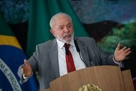 Aprovação de Lula cai de 52% para 47%, aponta pesquisa Genial/Quaest
