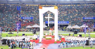 Com apoio do Estado, celebração de Corpus Christi é realizada no Castelão e reúne milhares de pessoas