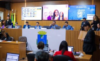 Vereadores derrubam vetos de Eduardo Braide