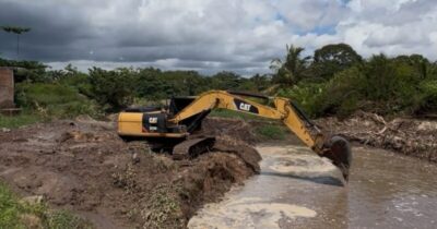 Dr. Julinho atende pedido da comunidade e restaura Canal da Mata em São José de Ribamar
