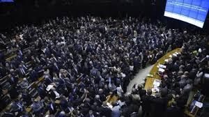 Veja como cada deputado maranhense votou para aumento do número de parlamentares